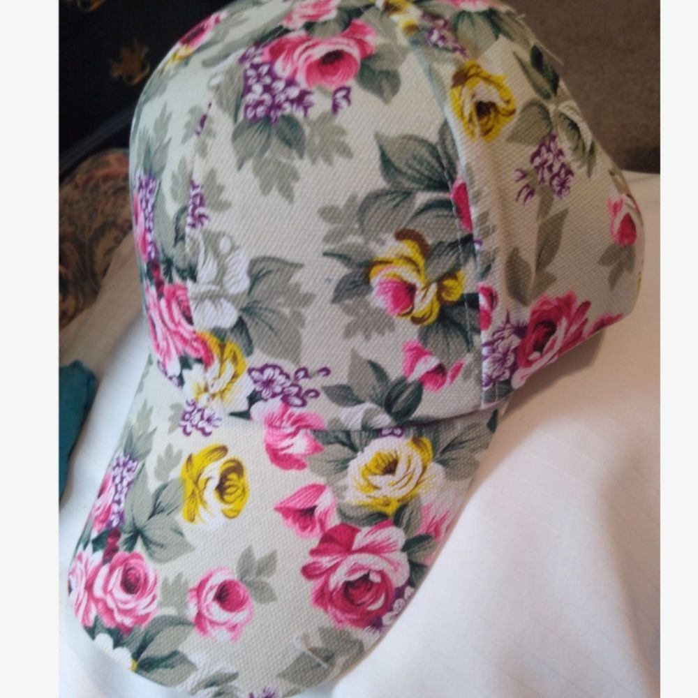 Floral Pattern Baseball Hat - Picture 4 of 4